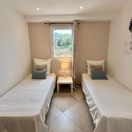 アパート Luminous 2 Bedroom - Panoramic Sea & Mountain View Terrace モンティセロ