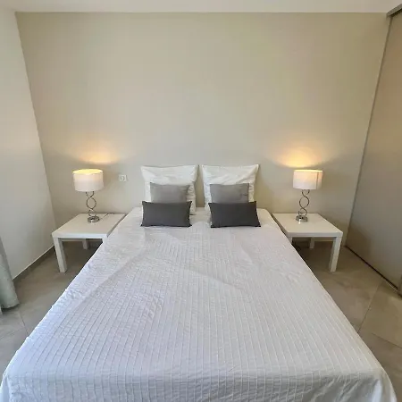 Lejlighed Luminous 2 Bedroom - Panoramic Sea & Mountain View Terrace *