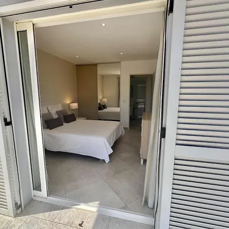 Lejlighed Luminous 2 Bedroom - Panoramic Sea & Mountain View Terrace Monticello