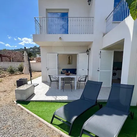 Luminous 2 Bedroom - Panoramic Sea & Mountain View Terrace *