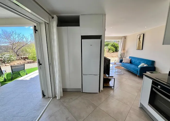 アパート Luminous 2 Bedroom - Panoramic Sea & Mountain View Terrace *