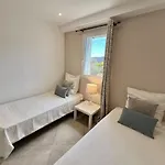 Apartman Luminous 2 Bedroom - Panoramic Sea & Mountain View Terrace *