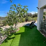 Luminous 2 Bedroom - Panoramic Sea & Mountain View Terrace Apartman Monticello