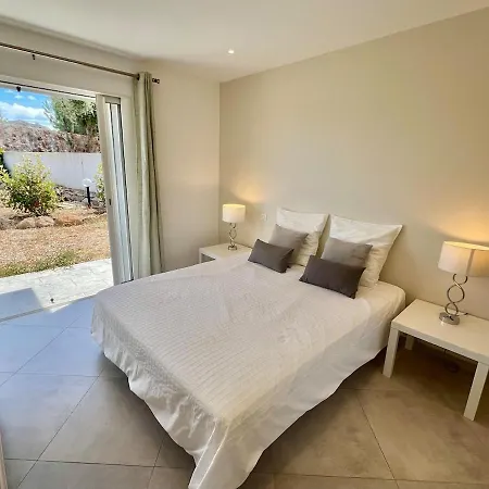 Apartamento Luminous 2 Bedroom - Panoramic Sea & Mountain View Terrace