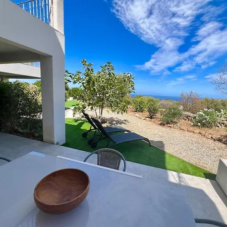 Luminous 2 Bedroom - Panoramic Sea & Mountain View Terrace * 몽티셀로