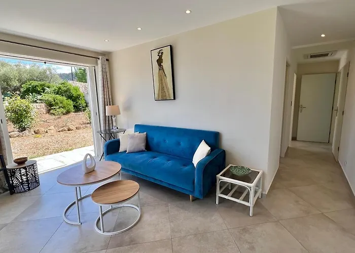 Luminous 2 Bedroom - Panoramic Sea & Mountain View Terrace Apartamento Monticello