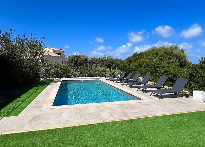 Luminous 2 Bedroom - Panoramic Sea & Mountain View Terrace * Monticello