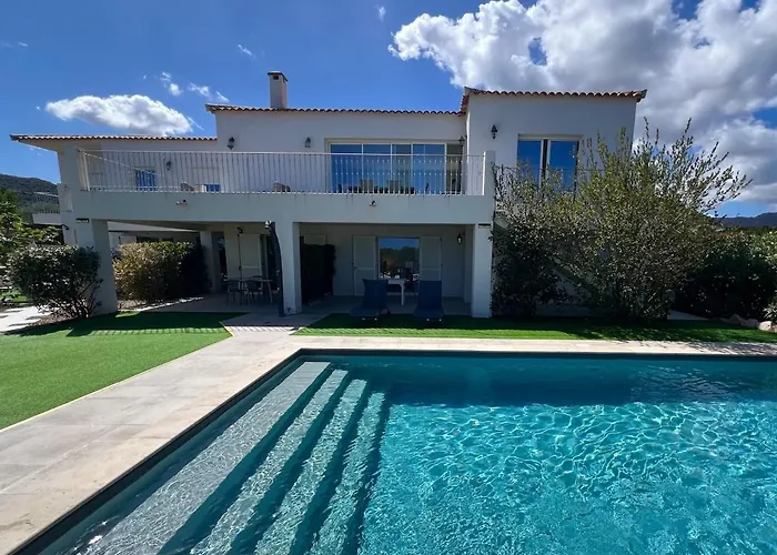 Luminous 2 Bedroom - Panoramic Sea & Mountain View Terrace Διαμέρισμα